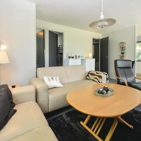 Three-bedroom Holiday In Vaggerlose Ferienhaus *