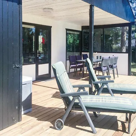 Three-bedroom Holiday In Vaggerlose * Bøtø By
