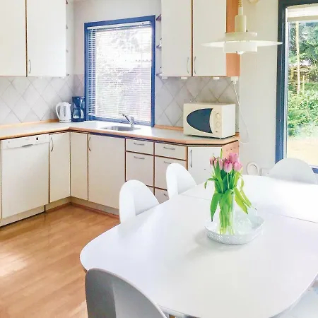 Three-bedroom Holiday In Vaggerlose Bøtø By
